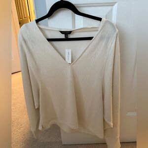 NWT M Banana Republic Cream Textured Long Sleeve Blouse